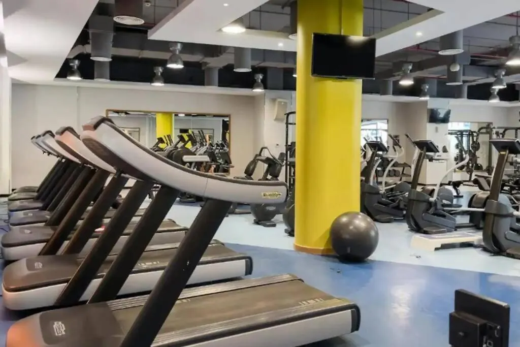 First Class 4Br Cozy Jumeirah Retreat Dubai Apartment