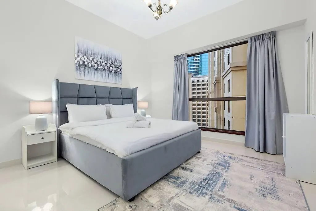 Apartment First Class 4Br Cozy Jumeirah Retreat Dubai