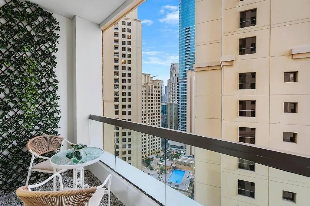 First Class 4Br Cozy Jumeirah Retreat Dubai
