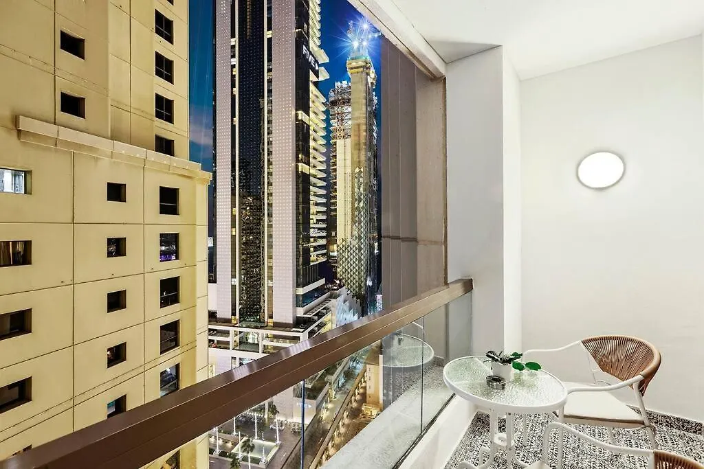 First Class 4Br Cozy Jumeirah Retreat Dubai