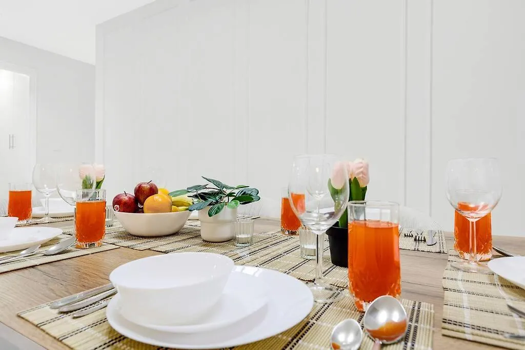 First Class 4Br Cozy Jumeirah Retreat Dubai Daire